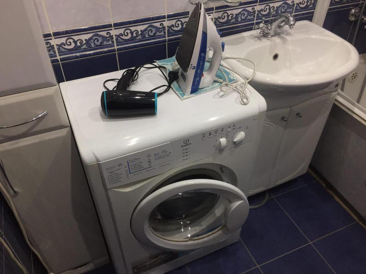 Uyutnaya komnata vozle metro Aparthotel Minszk Kültér fotó