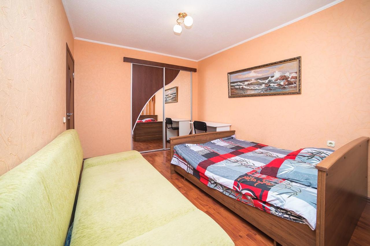 Uyutnaya komnata vozle metro Aparthotel Minszk Kültér fotó